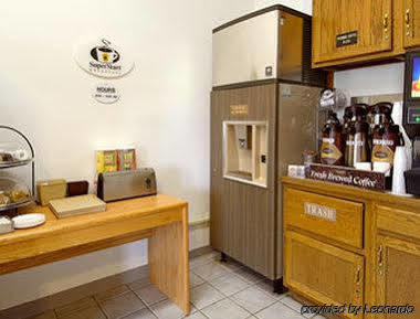Super 8 By Wyndham Glendive Hotel ภายนอก รูปภาพ